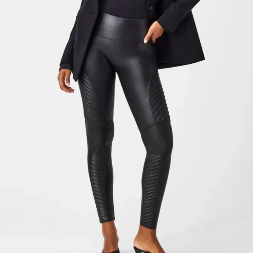 Spanx Faux Leather Black Moto Leggings SIZE SMALL